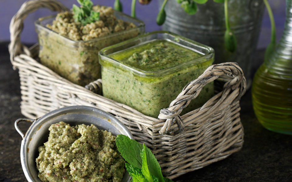 tέσσερα-πέστο-μυρωδικών-για-τις-μακαρο-2269644
