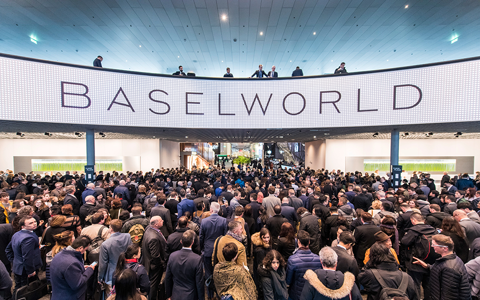 κινδυνεύει-να-διαλυθεί-η-baselworld-2265356