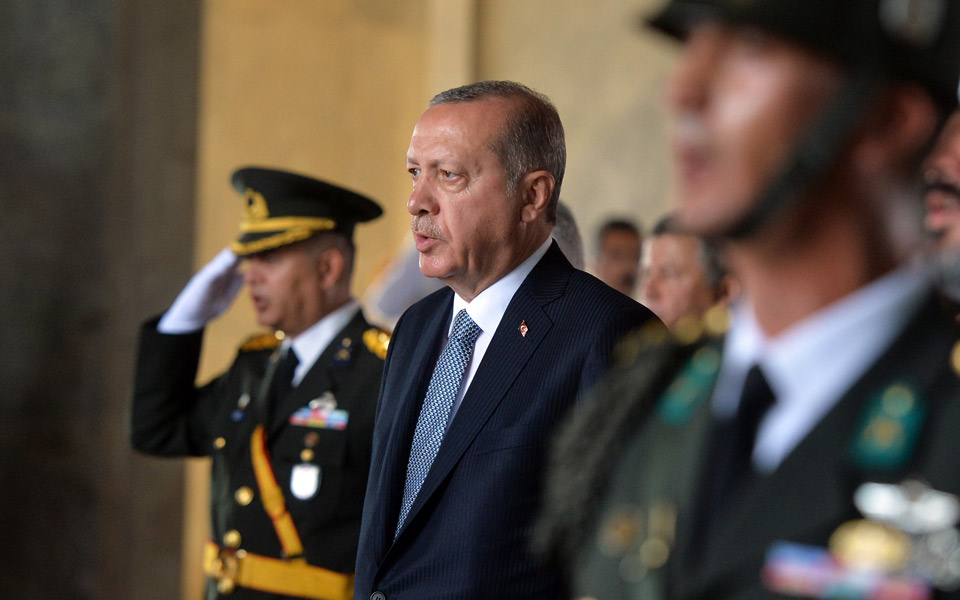 επιμένει-στην-αγορά-των-ρωσικών-s-400-o-ερντ-2270328