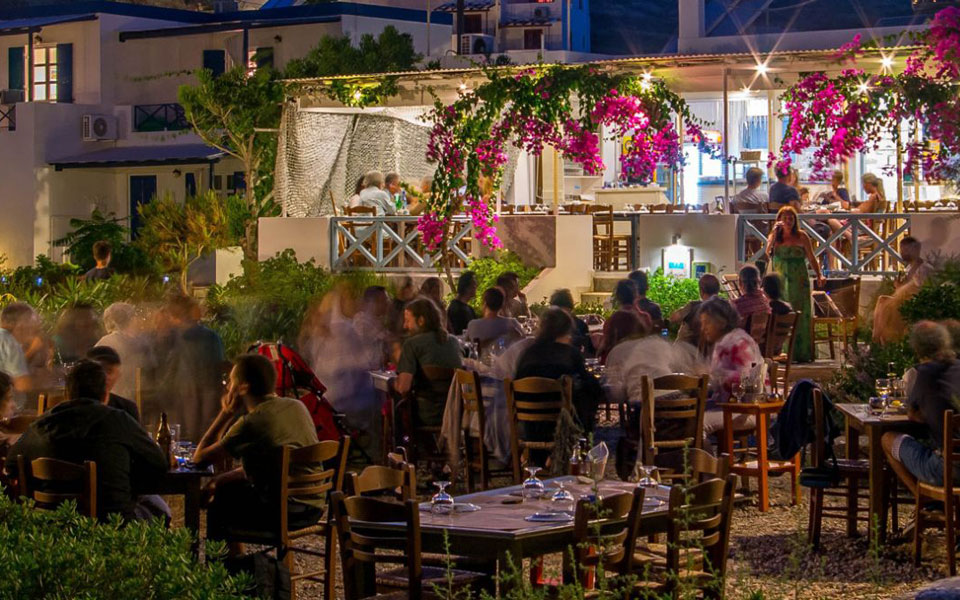 σύρος-η-αναδυόμενη-γαστρονομική-σκην-2268799