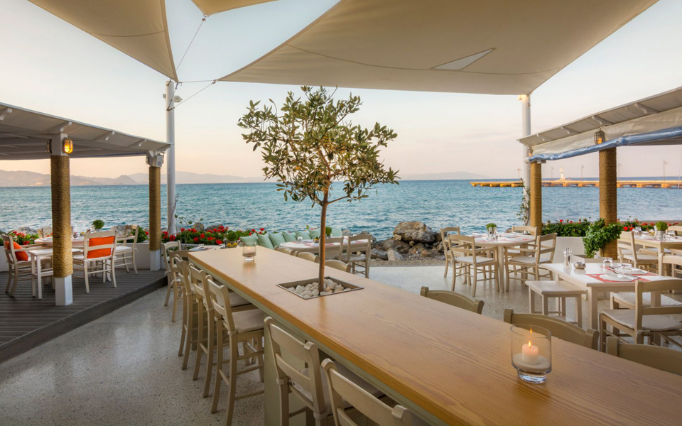 barbouni-θαλασσινές-λιχουδιές-σε-κοσμοπολίτ-2268416