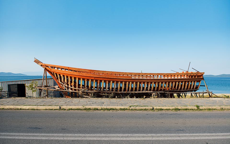 στην-ιερισσό-γεννιούνται-ακόμα-ξύλιν-2267002