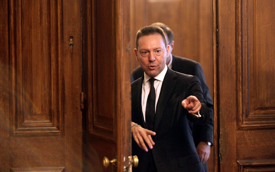 γ-στουρνάρας-στην-κ-εχουμε-πολύ-δρόμ-2268218