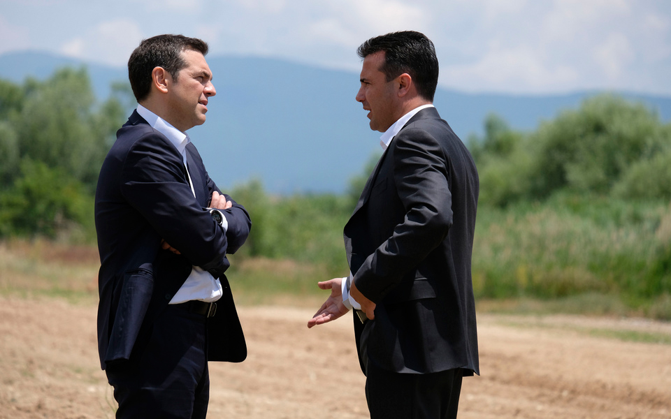 αποψη-πρέσπες-αναταράξεις-σε-ρευστό-π-2267195