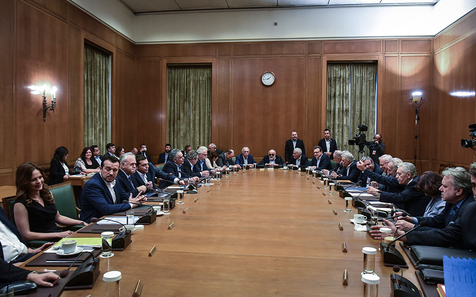 εξίσωση-με-πολλές-παραμέτρους-ο-ανασχ-2269421