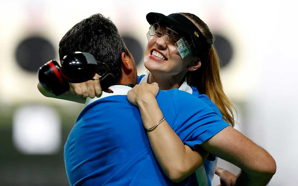 χρυσή-ξανά-η-κορακάκη-2271025