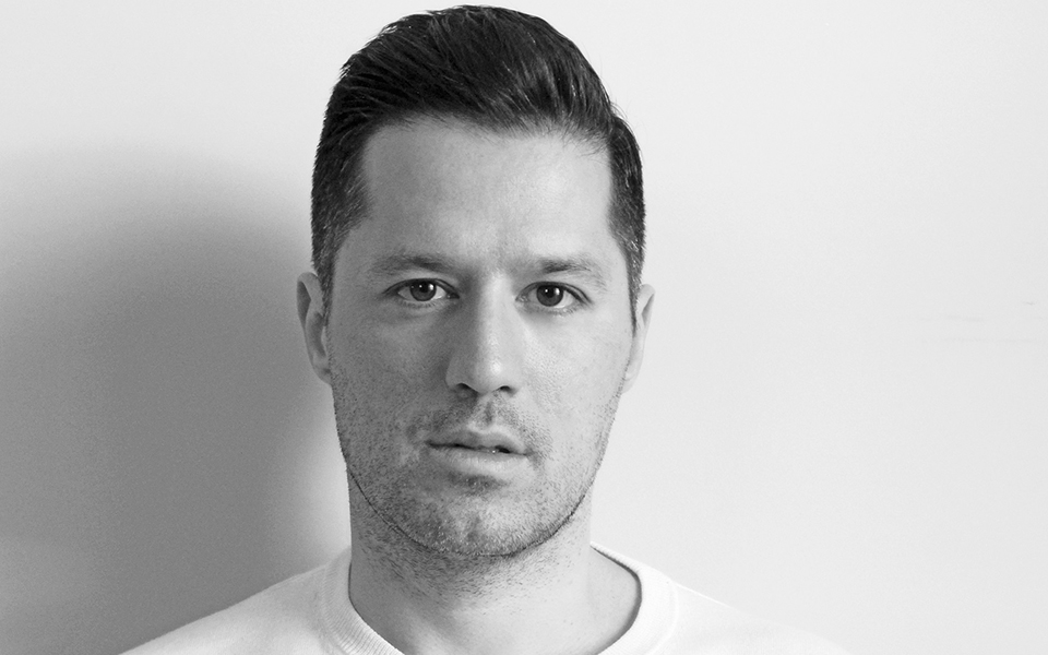 ενα-εικοσιτετράωρο-με-τον-τραγουδιστ-2275018