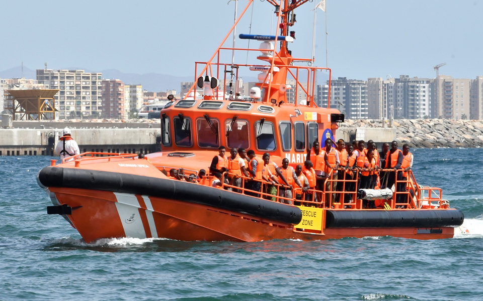 πεθαίνει-η-δημοκρατία-2274241