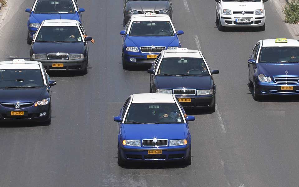 ηλεκτροκίνηση-στα-ταξί-ετοιμάζει-η-θε-2272256