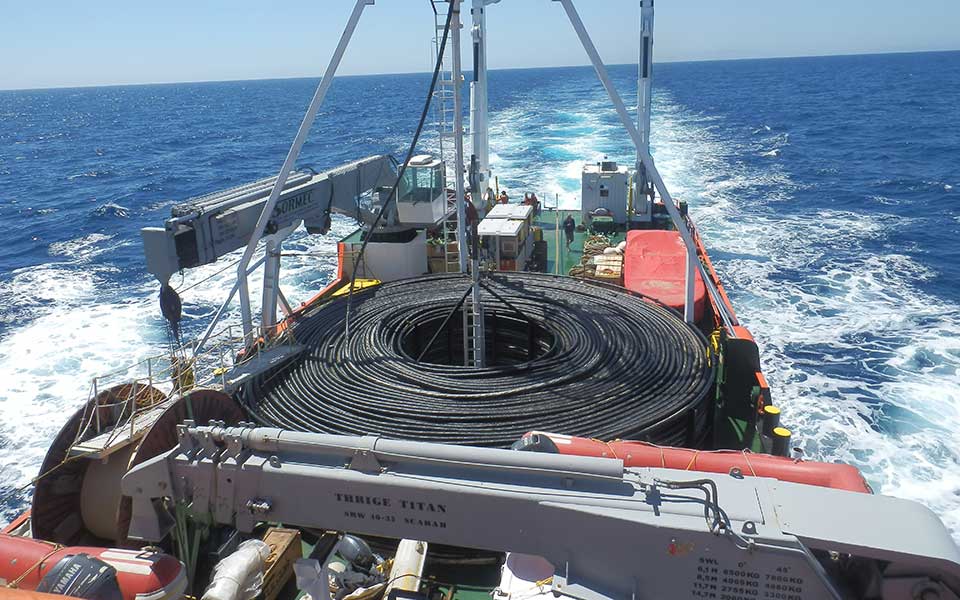 φρένο-από-ε-ε-στην-ανάθεση-της-διασύνδε-2272460