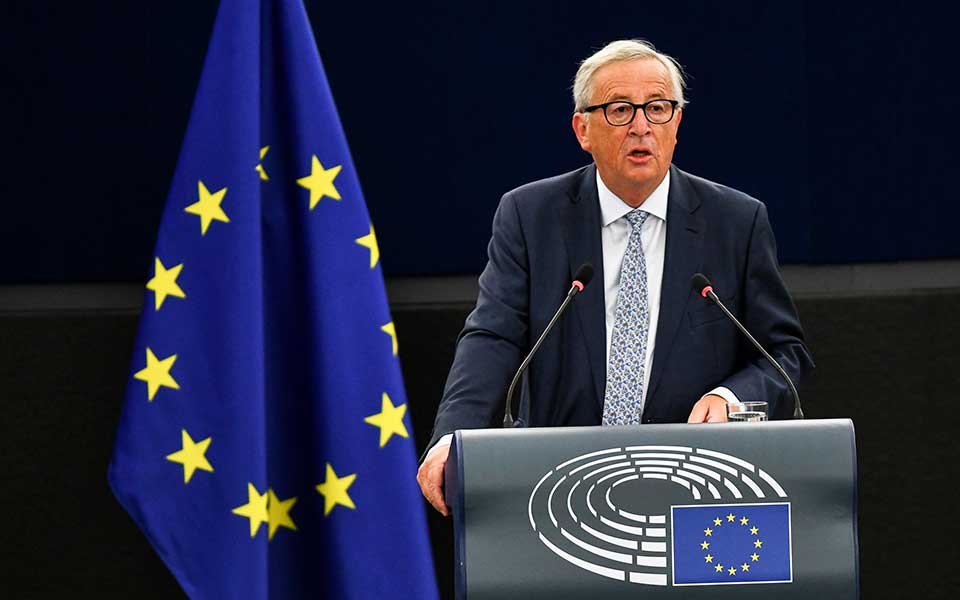 ψυχρολουσία-από-τον-γιούνκερ-για-τις-π-2272394