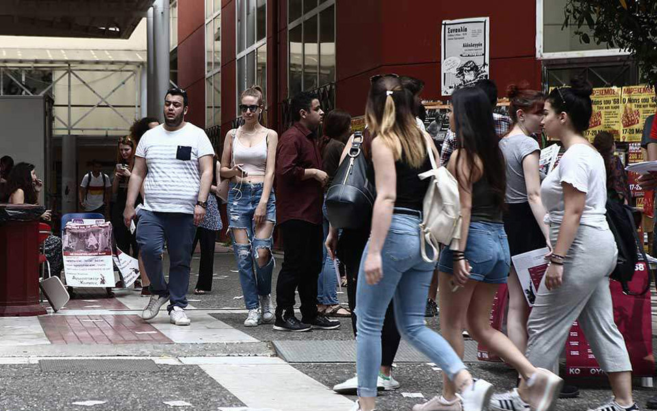 εγκλωβισμένοι-πρωτοετείς-φοιτητές-2272552