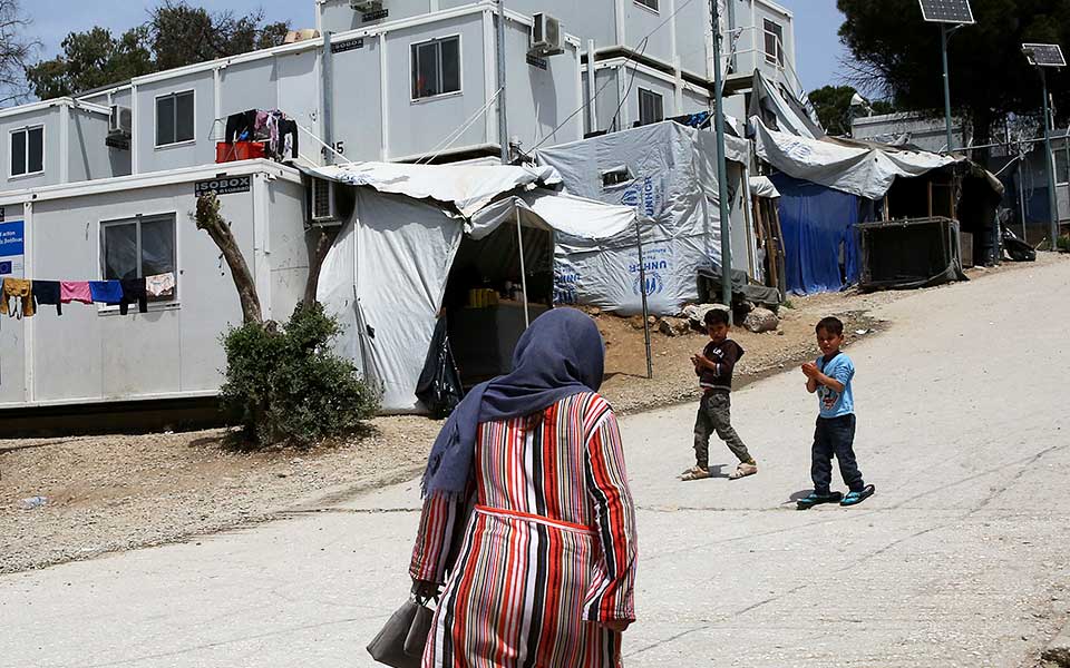 προσφυγικό-οριακή-η-κατάσταση-στα-νησ-2273477