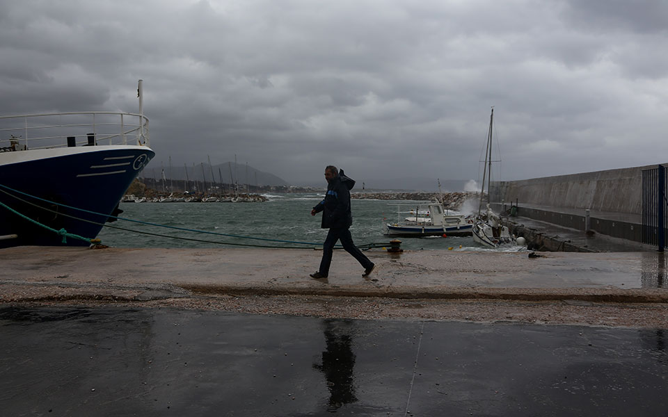 εκατοντάδες-κλήσεις-στην-πυροσβεστι-2275076