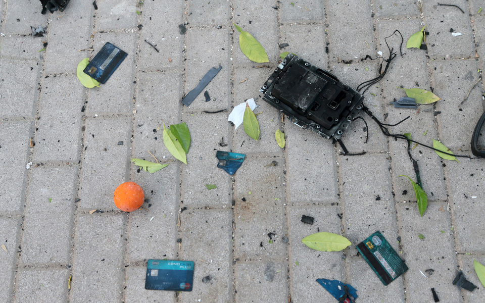 πύργος-εκρηξη-σε-ατμ-έξω-από-σούπερ-μ-2272426