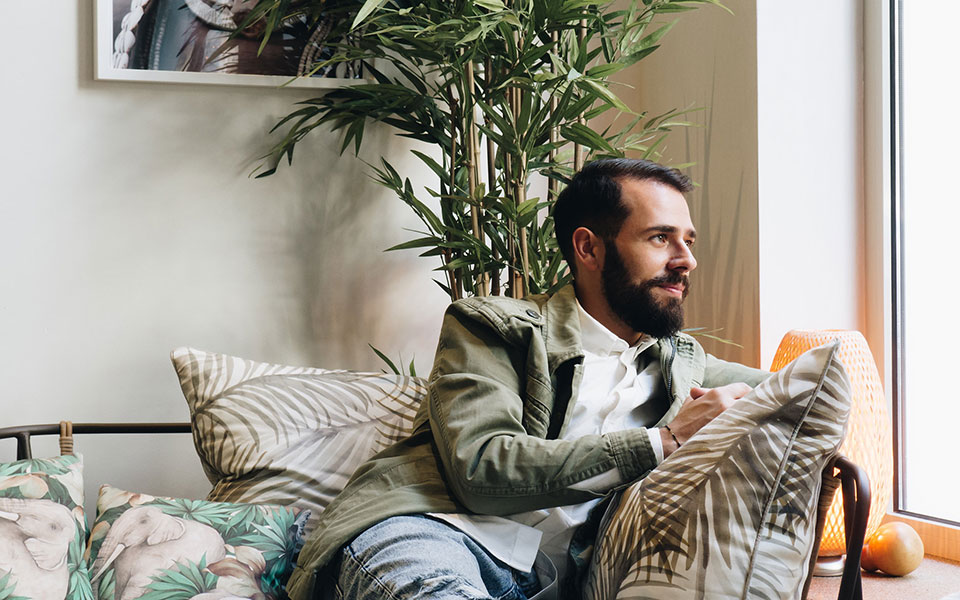 ενα-εικοσιτετράωρο-με-τον-σκηνοθέτη-δ-2272799