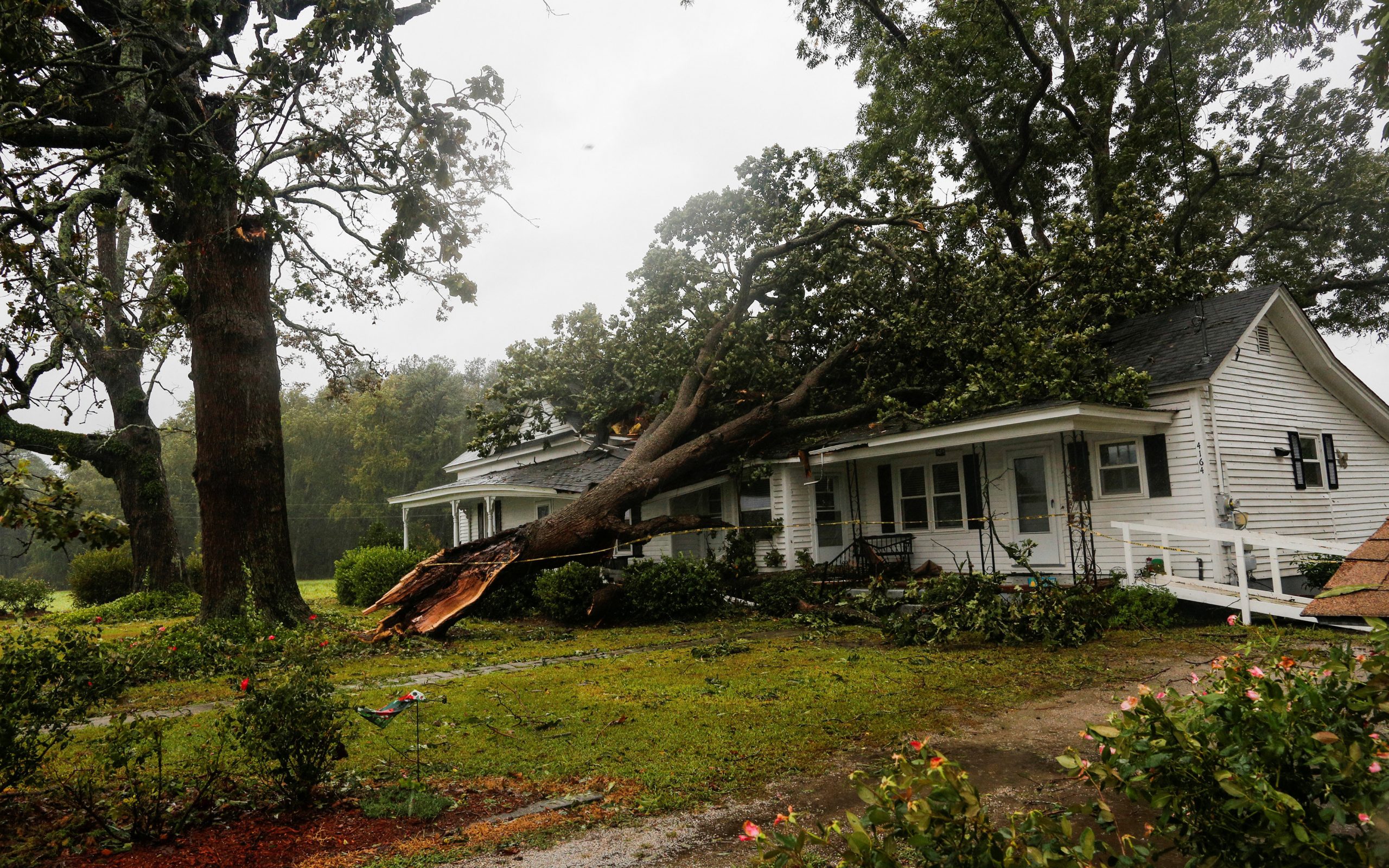 ηπα-εξασθένιση-του-κυκλώνα-φλόρενς-πά-2272838
