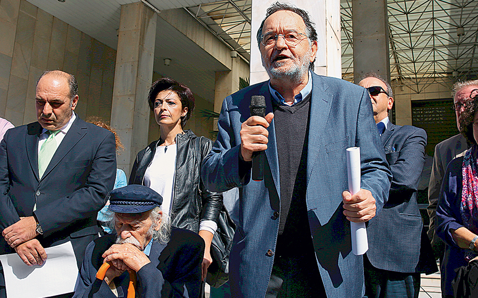 μία-άλλη-εκδοχή-της-τιμής-2274975