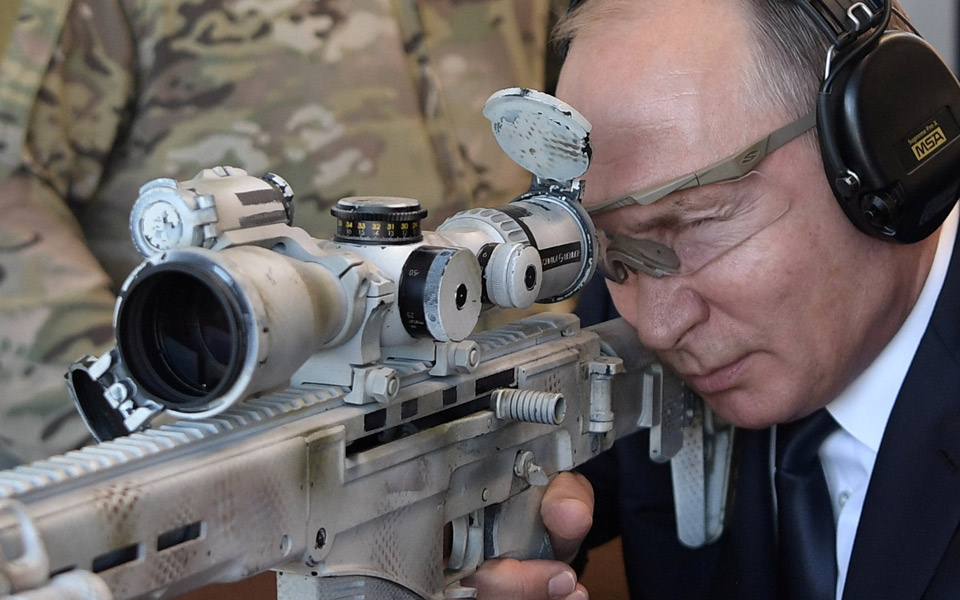 ο-πούτιν-επιδεικνύει-το-ταλέντο-του-στ-2273647