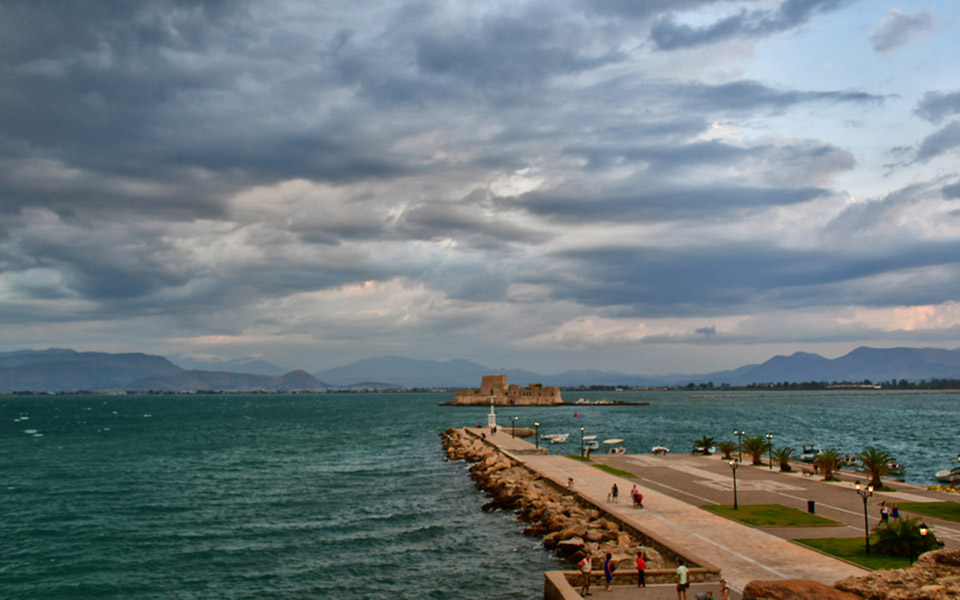 καιρός-νεφώσεις-και-πτώση-της-θερμοκρ-2273162