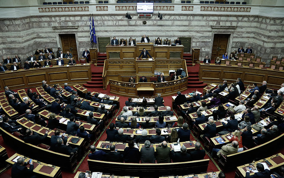 η-εγχείρηση-πέτυχε-ο-ασθενής-σακατεύτ-2270682