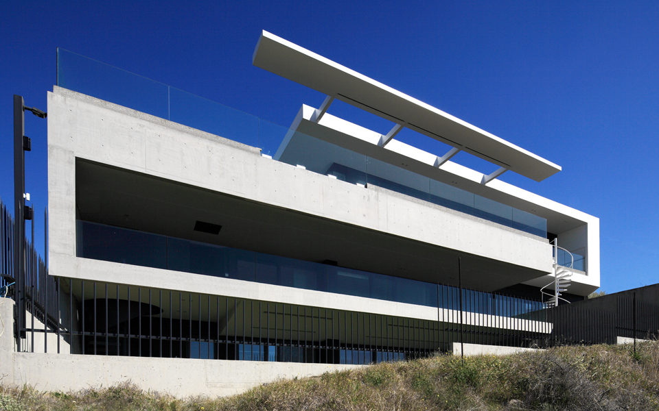 μία-ονειρική-κατοικία-με-θέα-τη-θάλασσ-2279503