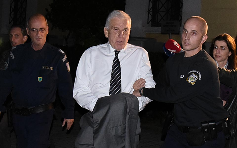 η-κατάθεση-που-έκαψε-τον-γ-παπαντωνί-2279936