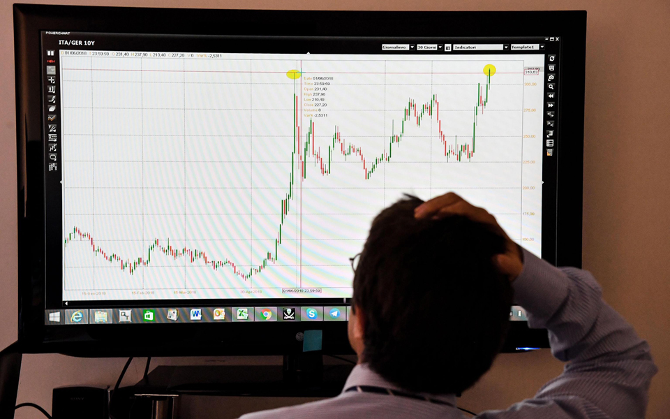 στις-315-μονάδες-το-ιταλικό-σπρεντ-η-κυβ-2277133