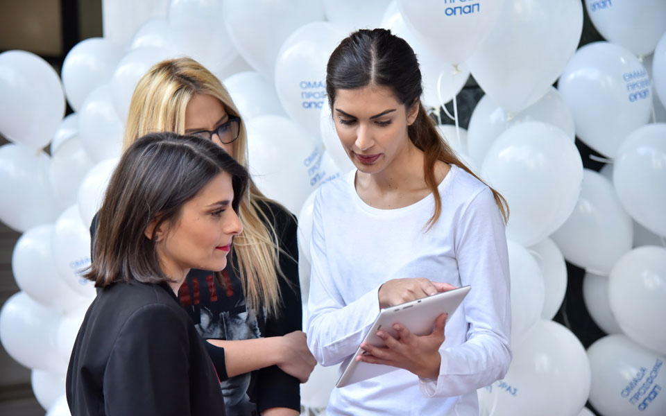 και-το-attica-στο-ρυθμό-της-ομάδας-προσφορά-2281092