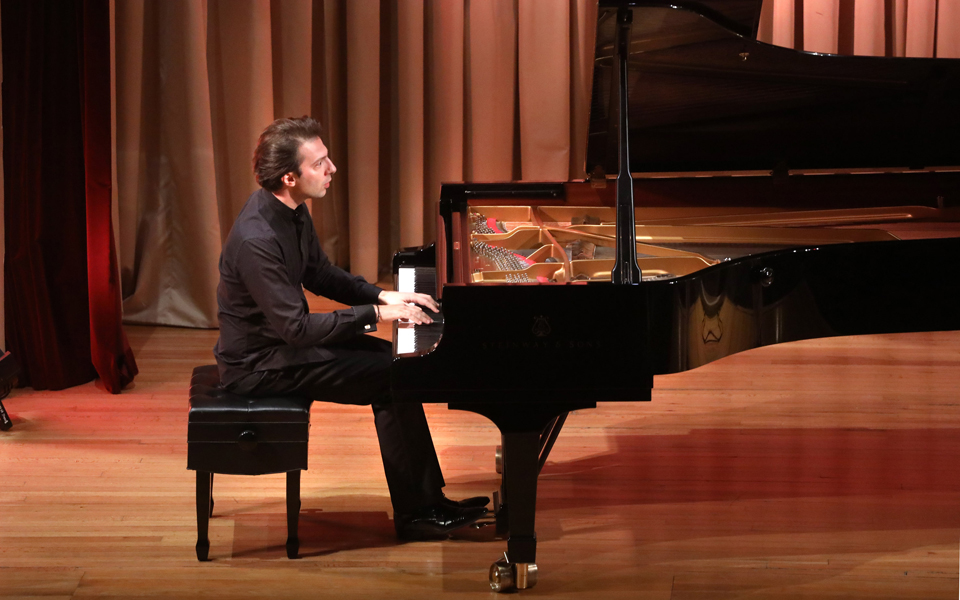 εξωστρεφής-και-δεξιοτεχνικός-βαρβαρ-2279092