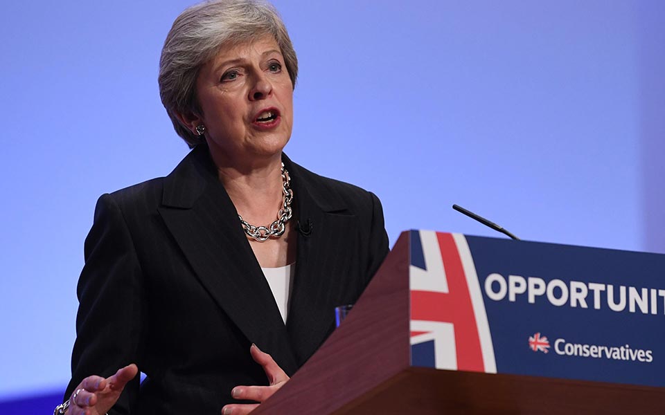 εκκληση-για-ενότητα-απηύθυνε-η-μέι-στο-2276104