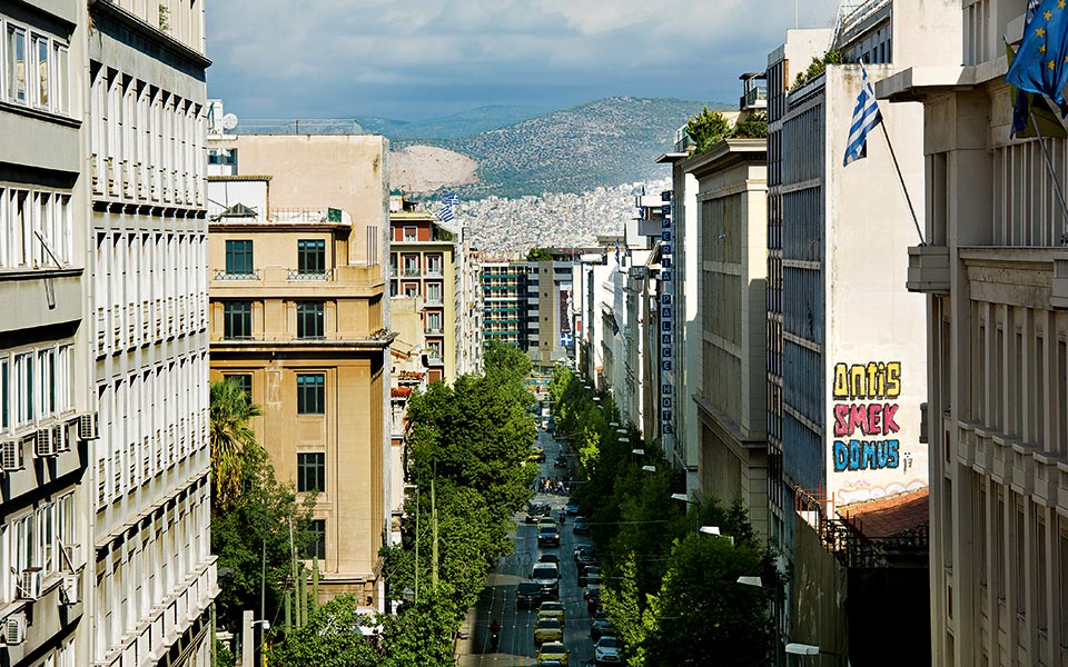 η-μπιενάλε-δίνει-ζωή-στη-σταδίου-2275650
