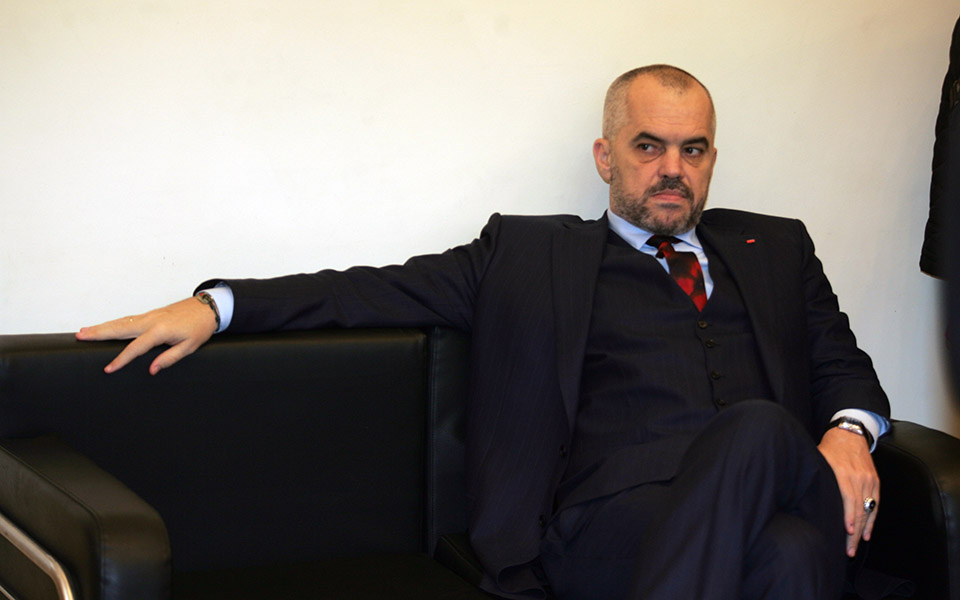 εντι-ράμα-μην-χαρακτηρίζουμε-απαράδε-2280631