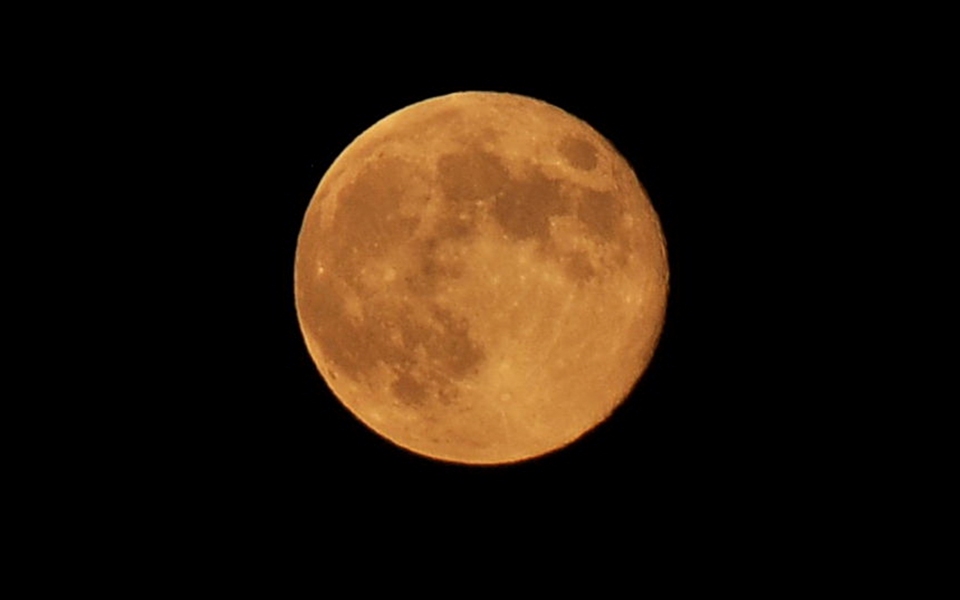 οι-κινέζοι-ετοιμάζουν-τεχνητό-φεγγάρ-2278806