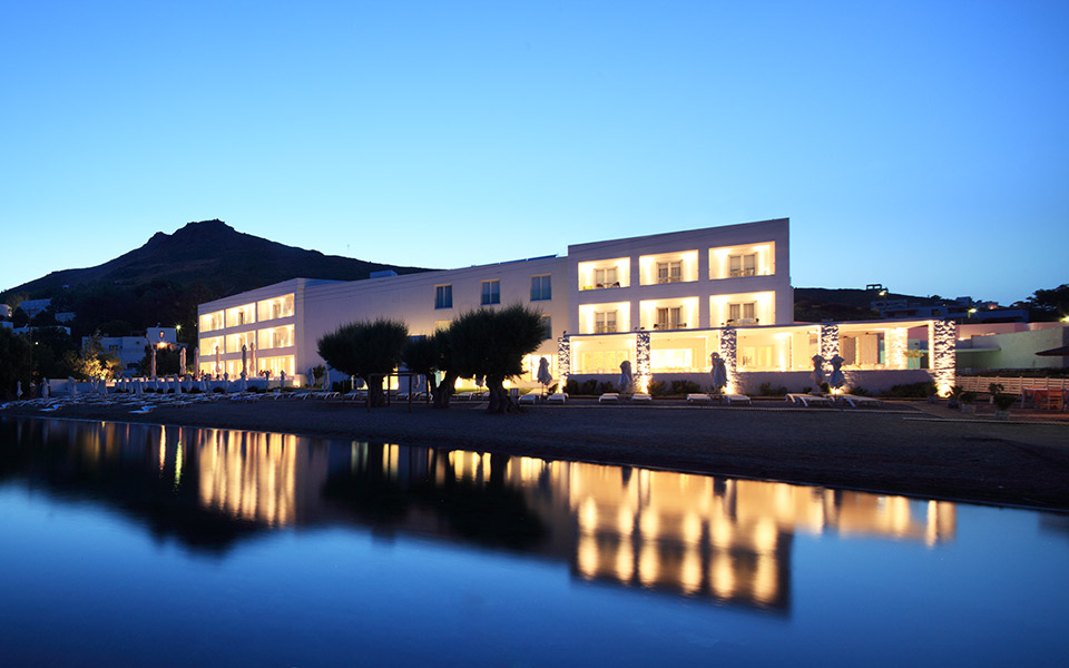 στο-ξενοδοχείο-που-συνδέεται-η-ιστορί-2279944