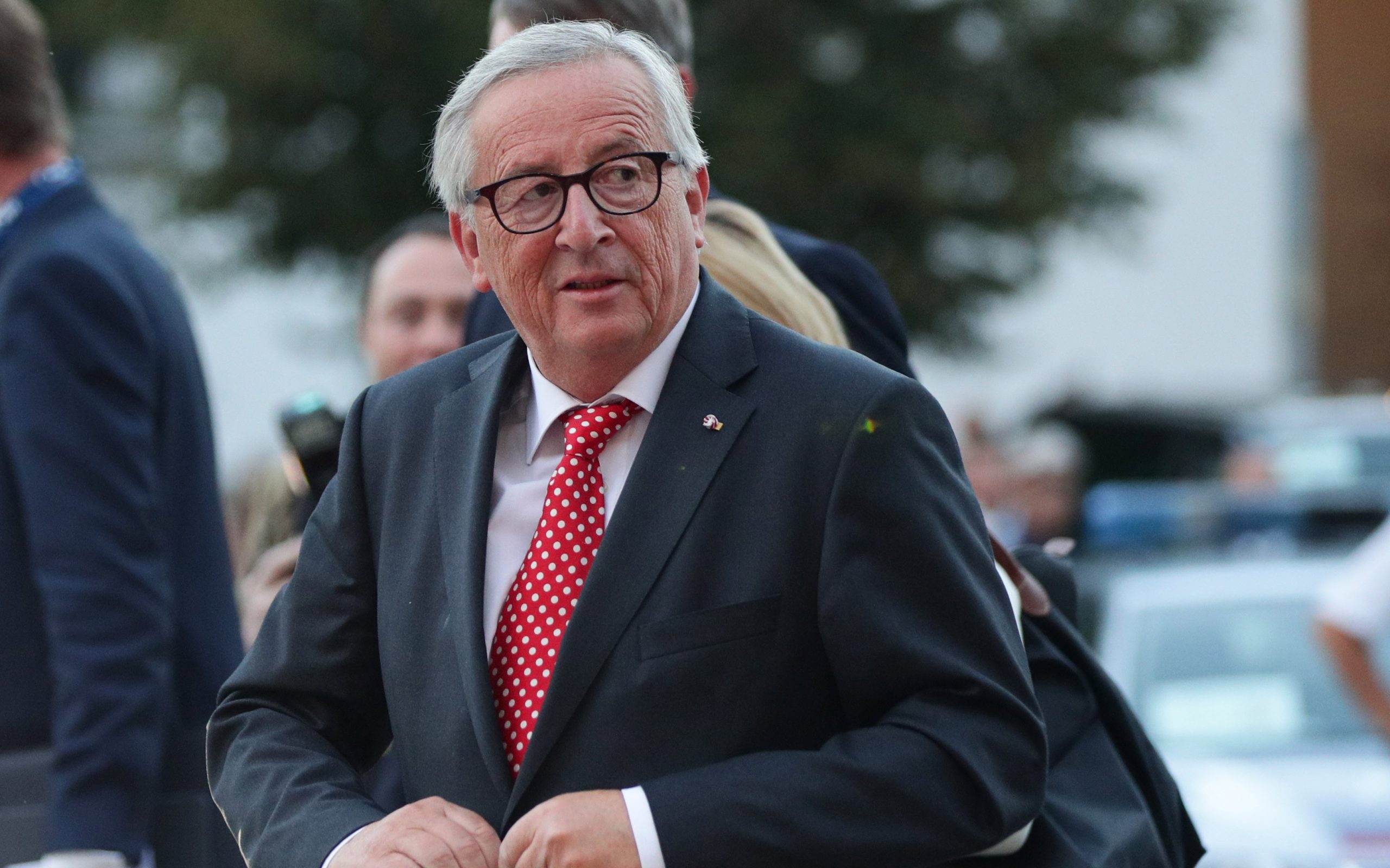 το-χορευτικό-του-γιούνκερ-αλά-τερέζα-μ-2276944