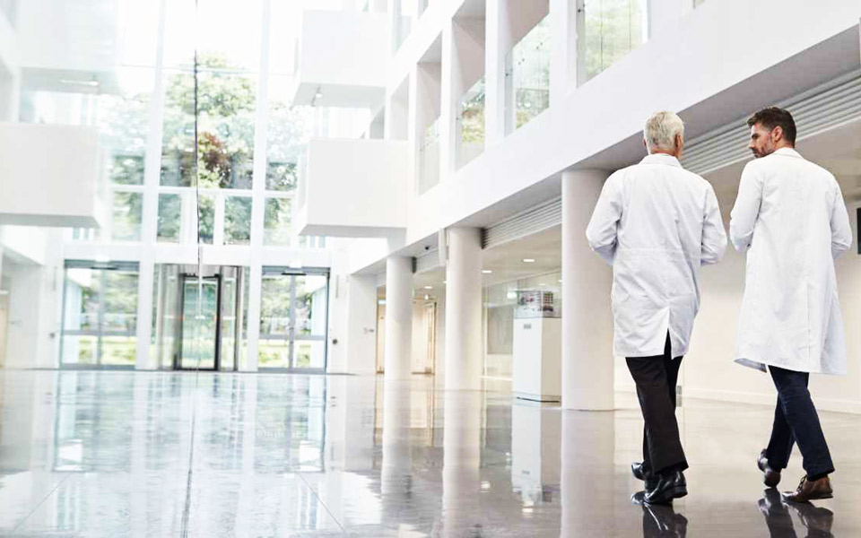 ελληνική-εταιρεία-ανάμεσα-στις-κορυφ-2278135