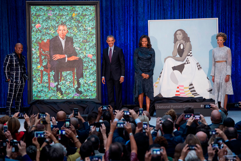 τα-πορτρέτα-του-των-ομπάμα-διπλασίασα-2277320