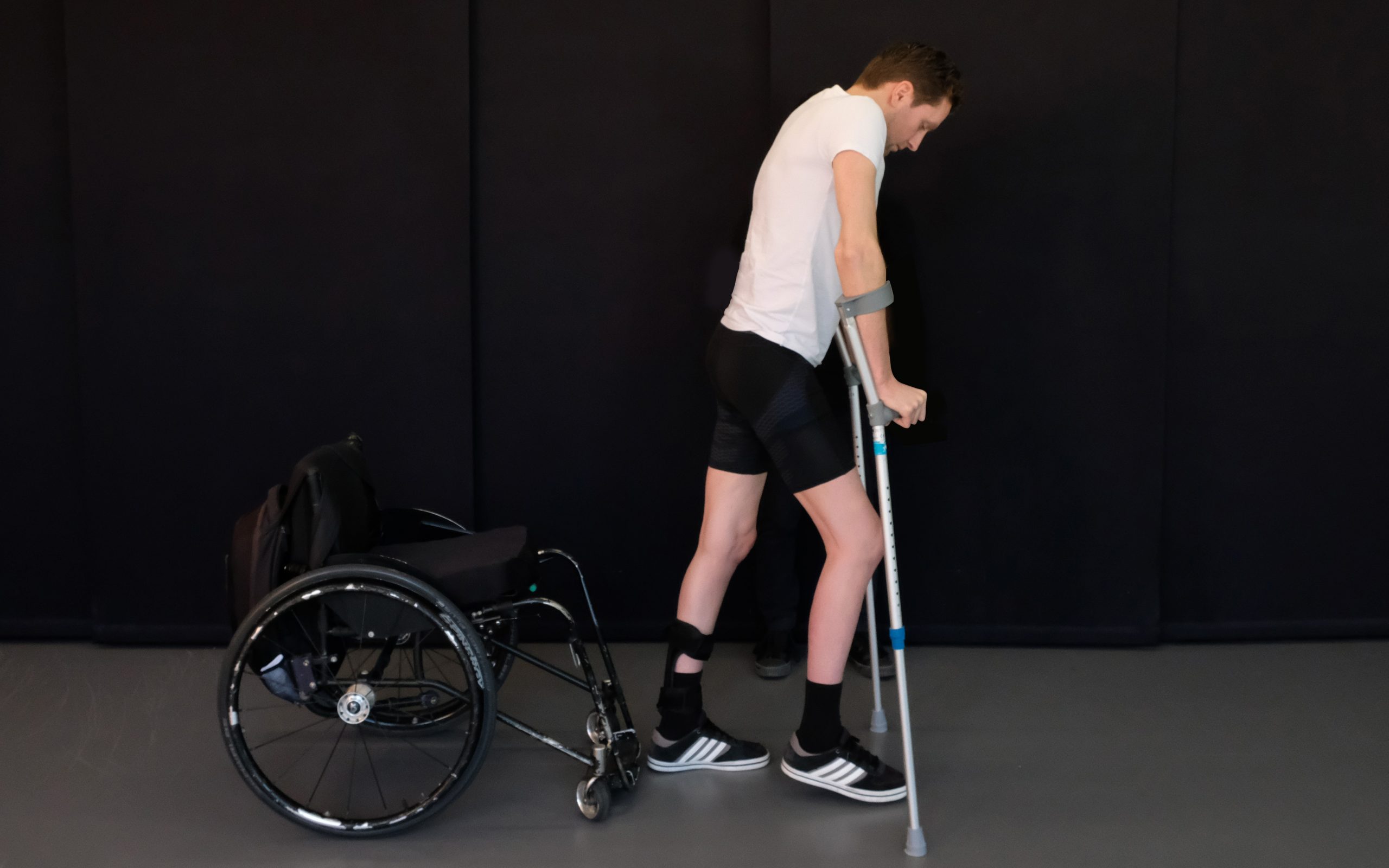 παραπληγικοί-περπάτησαν-χάρη-σε-πρωτ-2281163