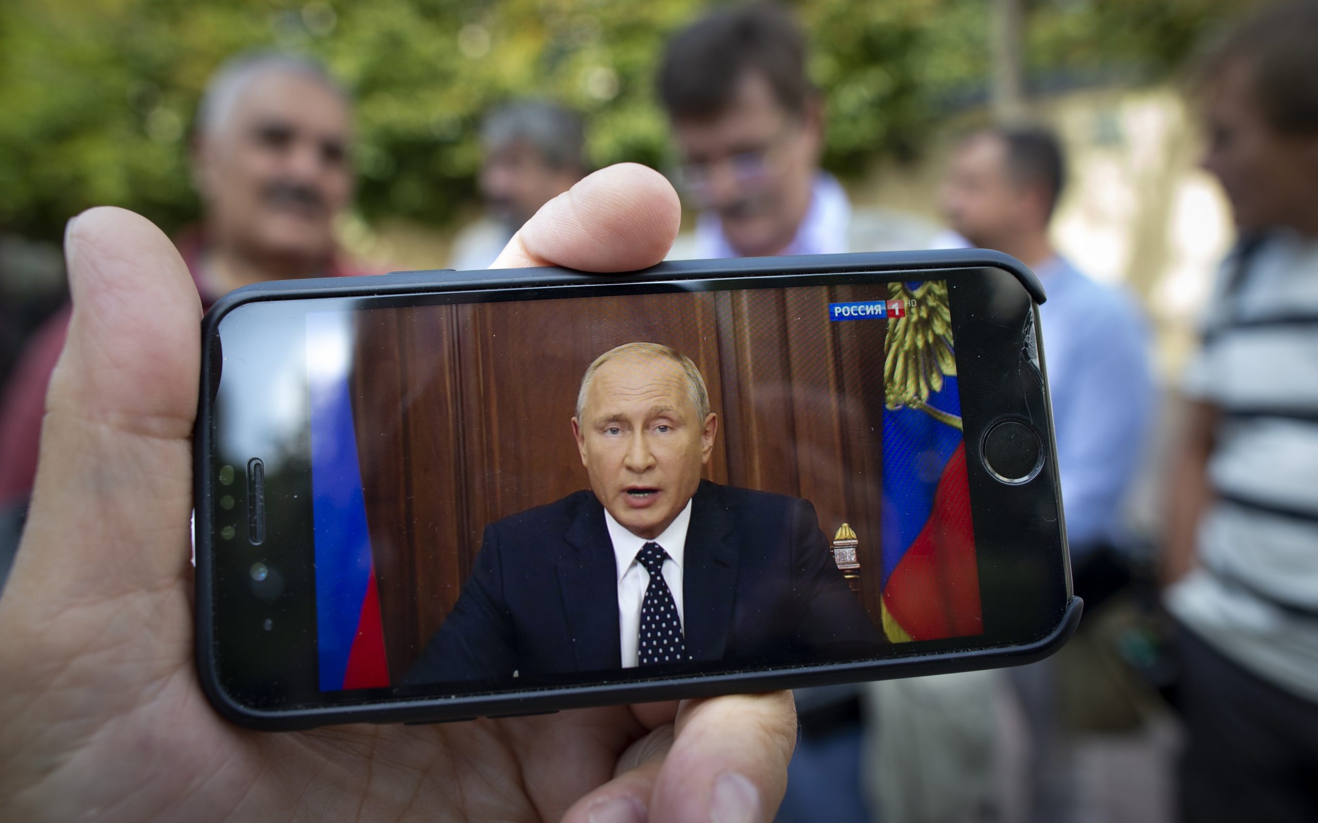 μόνο-το-39-των-ρώσων-εμπιστεύεται-σήμερα-2276924