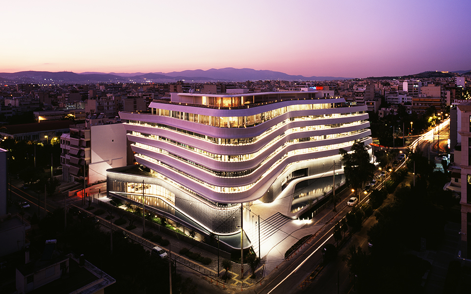 το-φωτεινό-καράβι-της-αθήνας-2278400