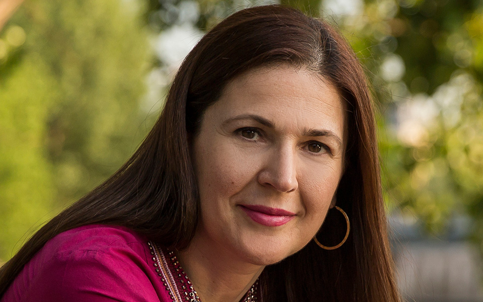 μια-βραδιά-για-τη-γυναίκα-στο-ασανσέρ-2280752