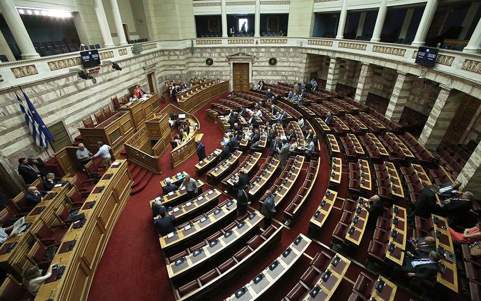 στη-βουλή-η-τροπολογία-για-το-γήπεδο-το-2278555