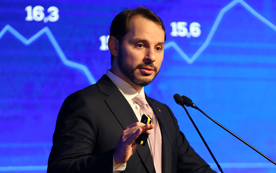 η-τουρκία-μειώνει-τον-φπα-για-να-ρίξει-τ-2281417