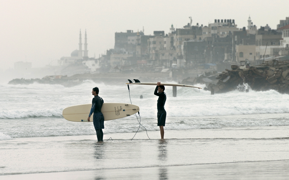 παλαιστίνιοι-ψαράδες-περιμένουν-το-μ-2281699