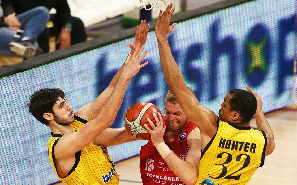 μπάσκετ-νίκη-αεκ-ήττα-προμηθέα-2282493