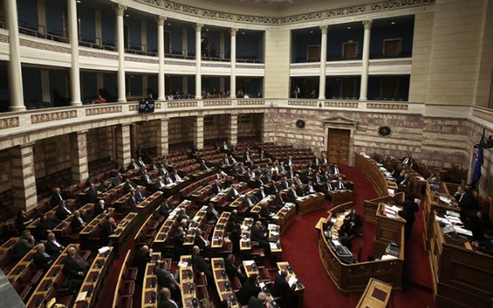 ψηφίστηκε-η-τροπολογία-για-την-απρόσ-2281362