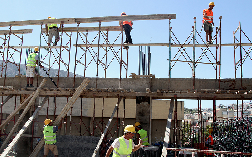 ανοδο-κατά-133-σημείωσαν-οι-οικοδομικές-2283327