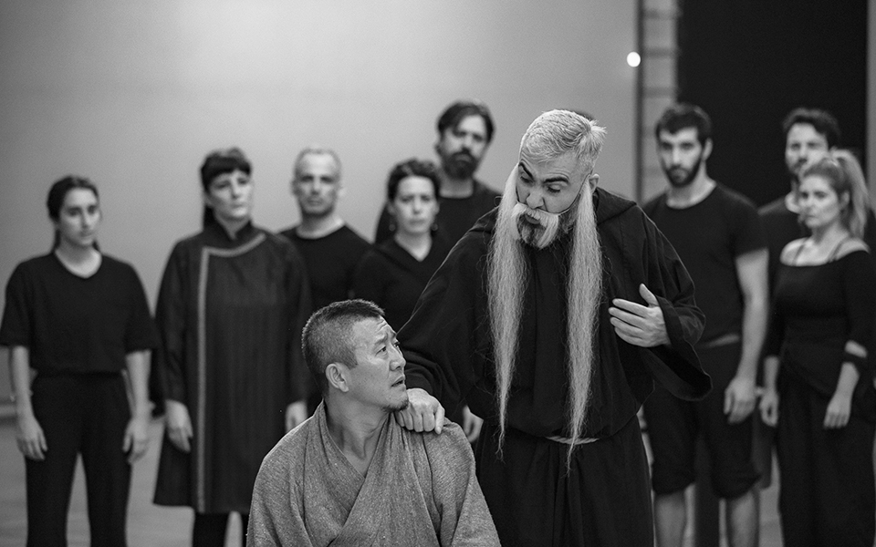 εθνικό-θέατρο-ο-αμλετ-της-κίνας-στην-2284019