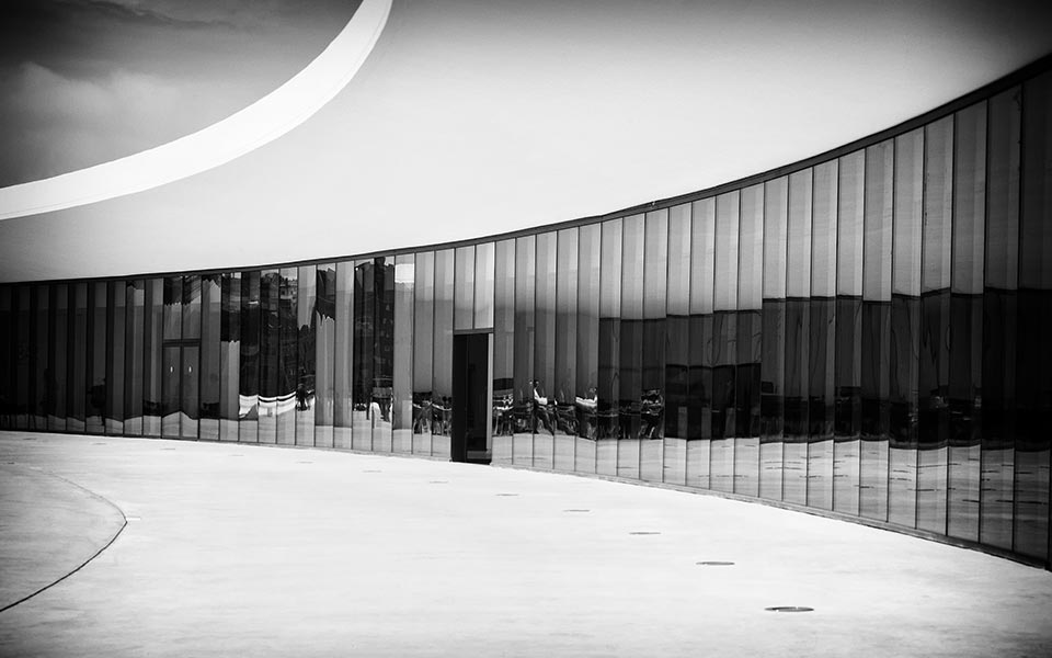 ποιήματα-που-έχτισε-ο-οσκαρ-νιεμάγιερ-2283882